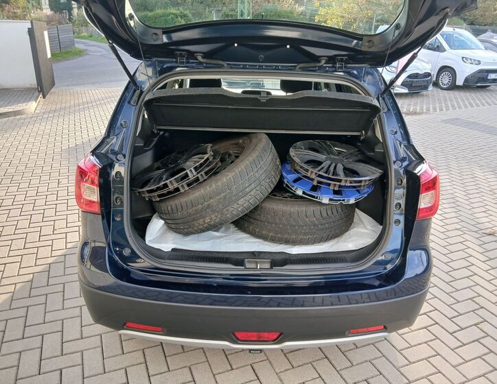 Suzuki SX4 S-Cross 12