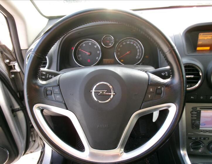 Opel Antara 14