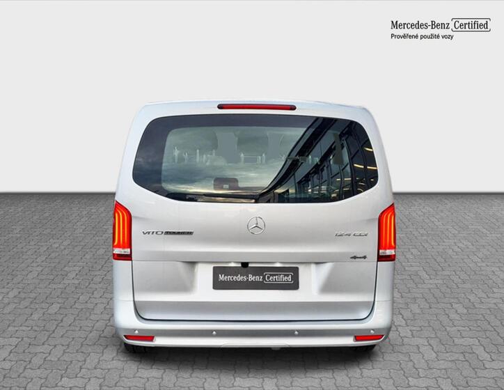 Mercedes-Benz Vito 4