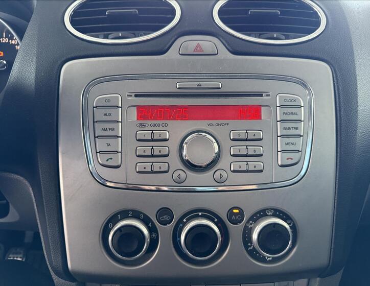 Ford Focus 14