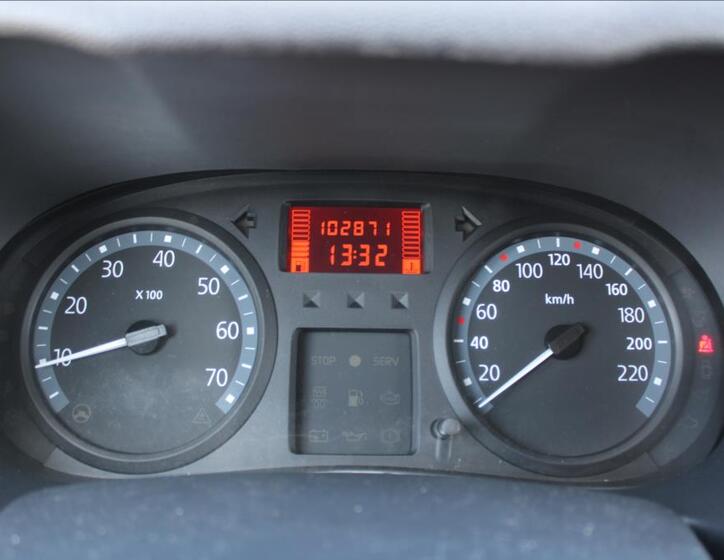 Renault Clio 18