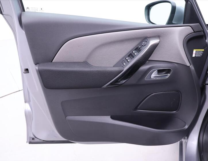 Citroën C4 Picasso 12