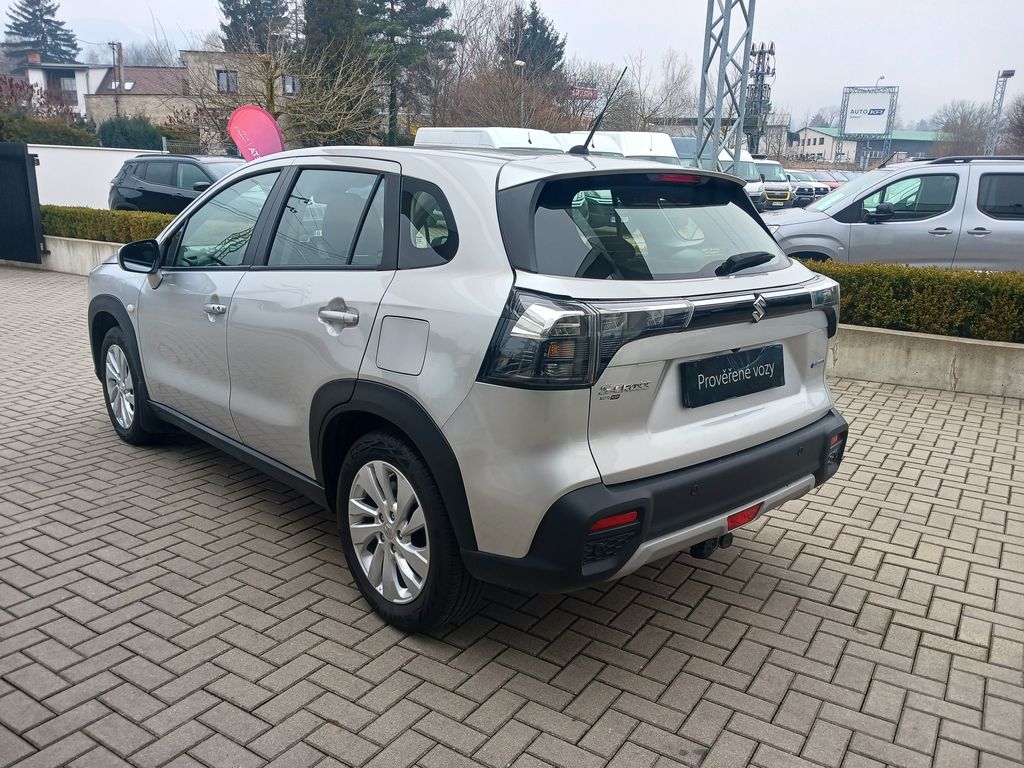 Suzuki S-Cross