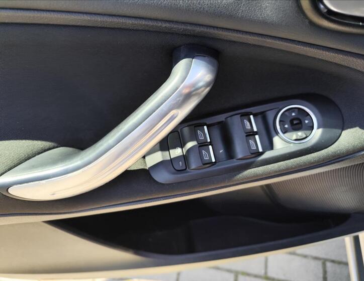 Ford S-MAX 17