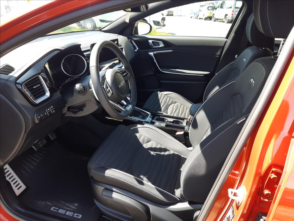 KIA ProCeed