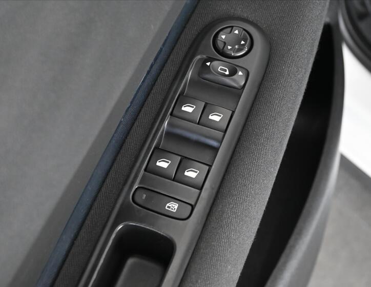Peugeot 3008 24