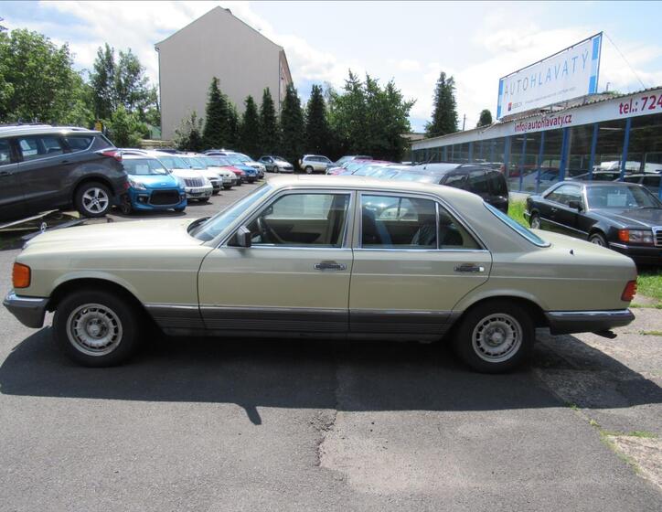 Mercedes-Benz 126 7