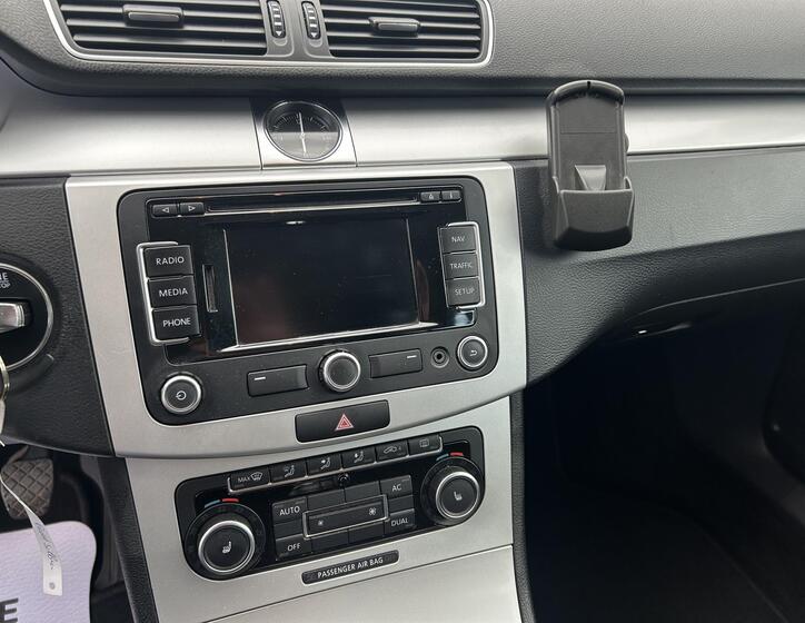 Volkswagen Passat 49