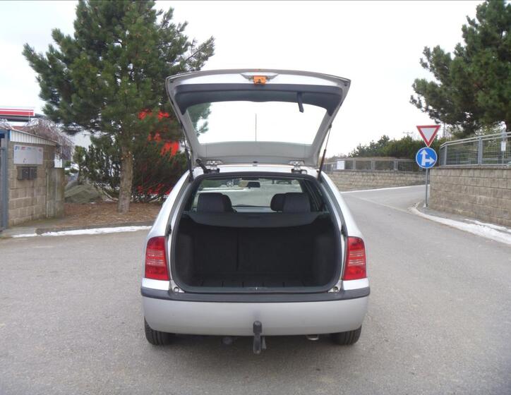 Škoda Octavia 19