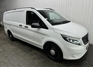 Mercedes-Benz Vito 12