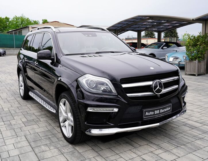Mercedes-Benz GL 8