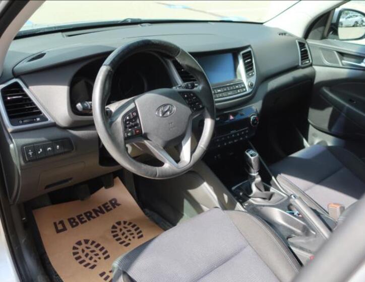 Hyundai Tucson 9