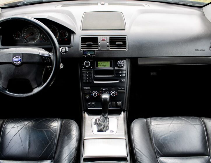 Volvo XC90 12