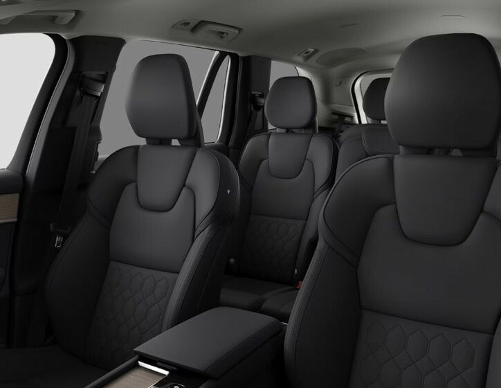 Volvo XC90 11