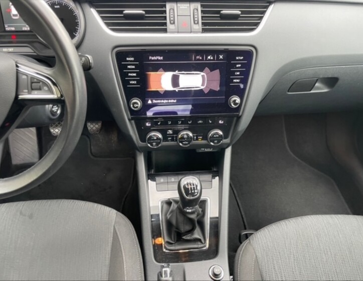 Škoda Octavia 10