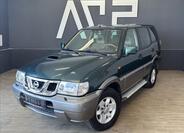 Nissan Terrano 1