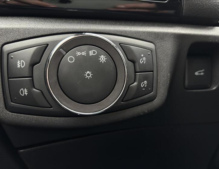 Ford Mondeo 23