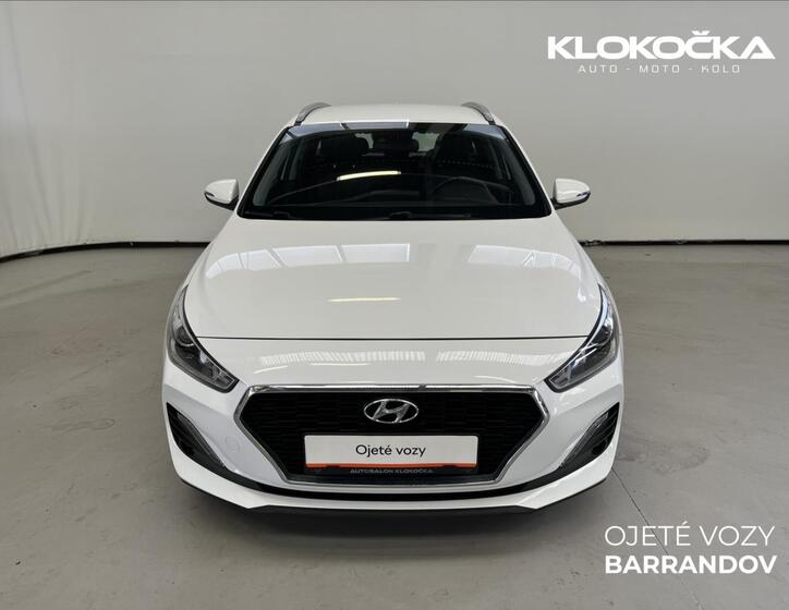 Hyundai i30 4