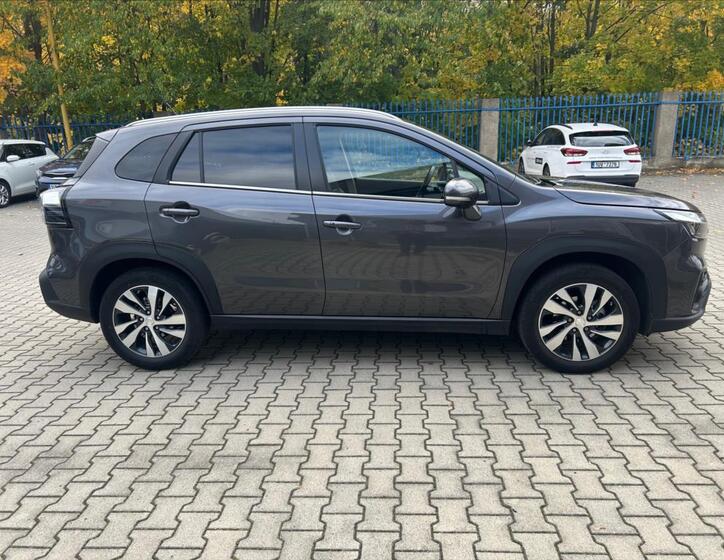 Suzuki S-Cross 4