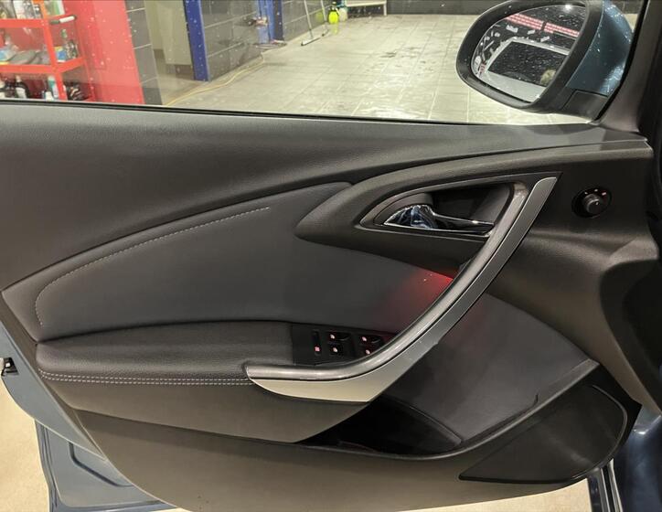 Opel Astra 19