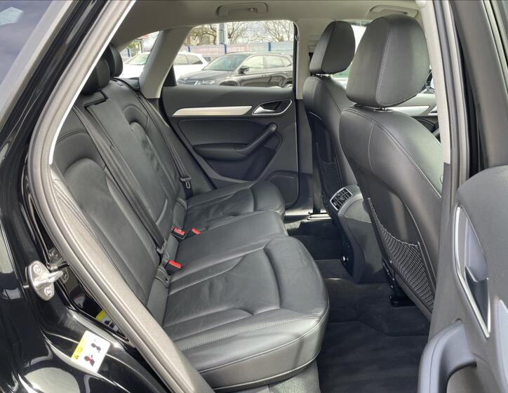 Audi Q3 29
