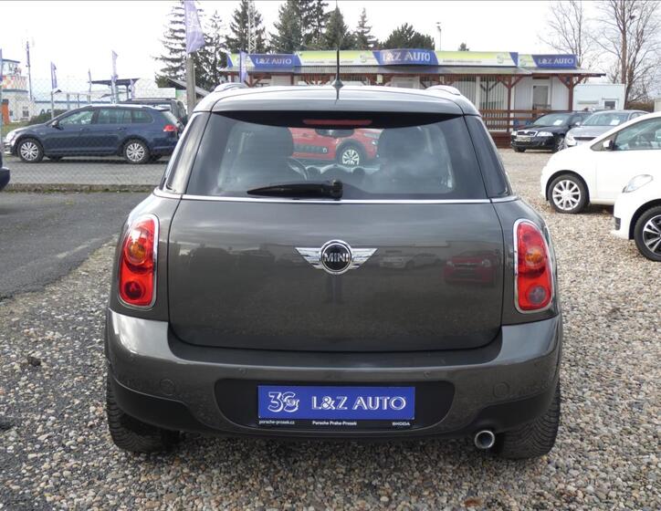 Mini Countryman 5