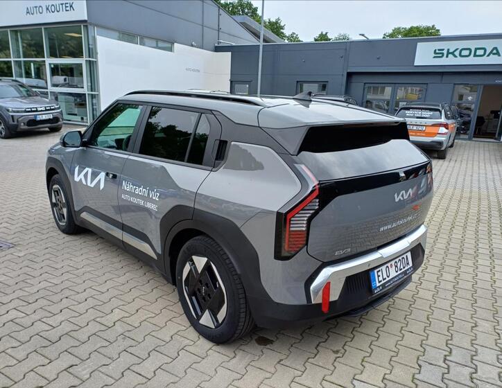 KIA Ostatní 7
