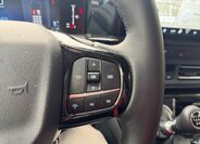 Ford Tourneo Custom 16