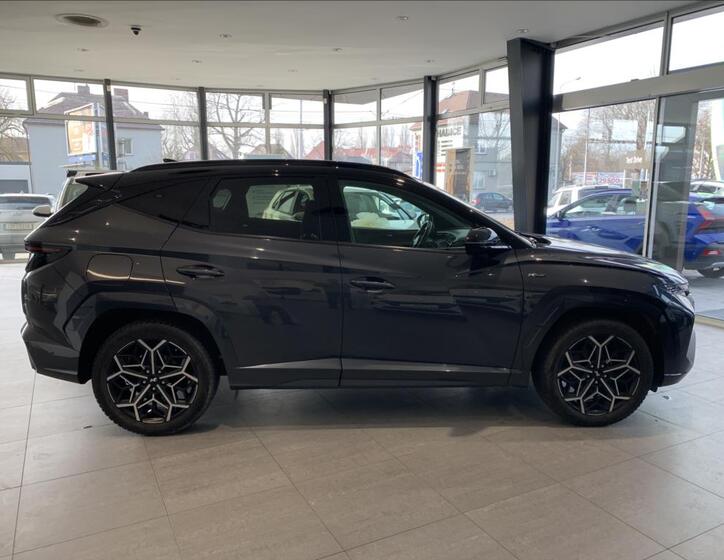 Hyundai Tucson 4