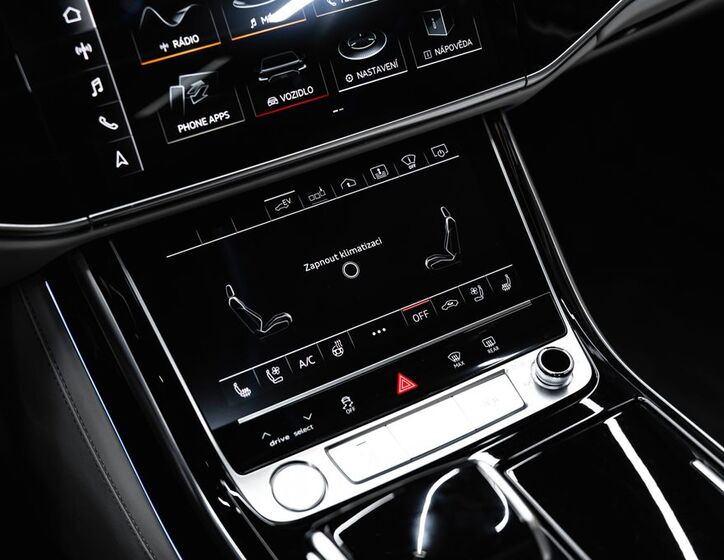 Audi A8 12