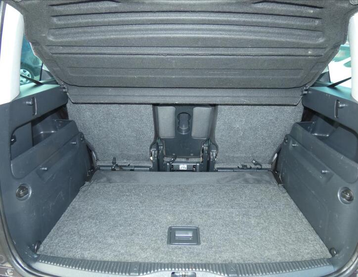Škoda Roomster 14