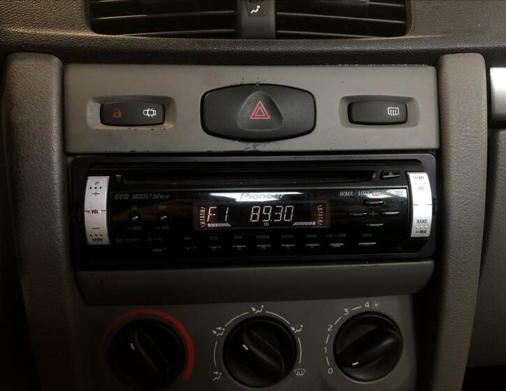 Renault Thalia 21