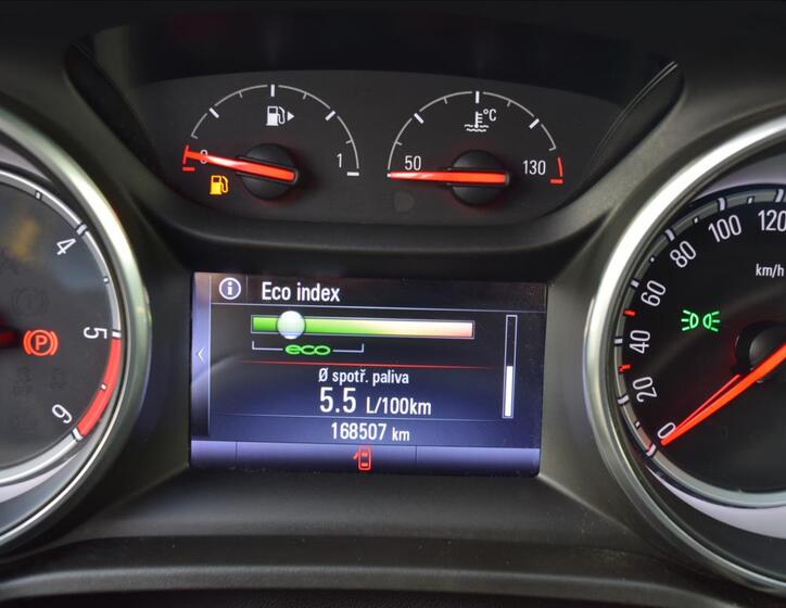 Opel Insignia 37