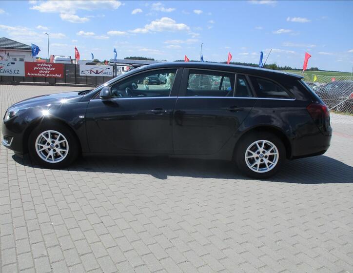 Opel Insignia 5