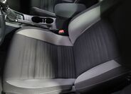 Toyota Auris 9