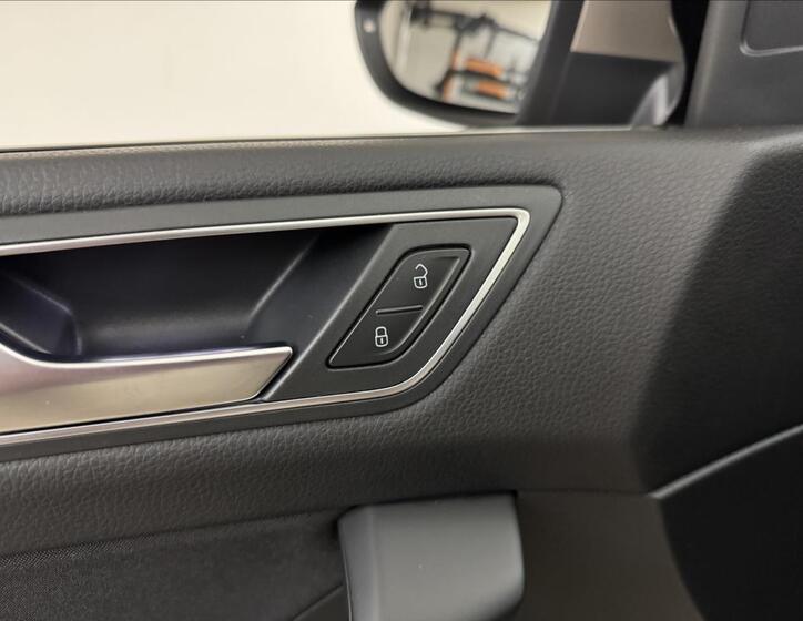 Volkswagen Touran 33