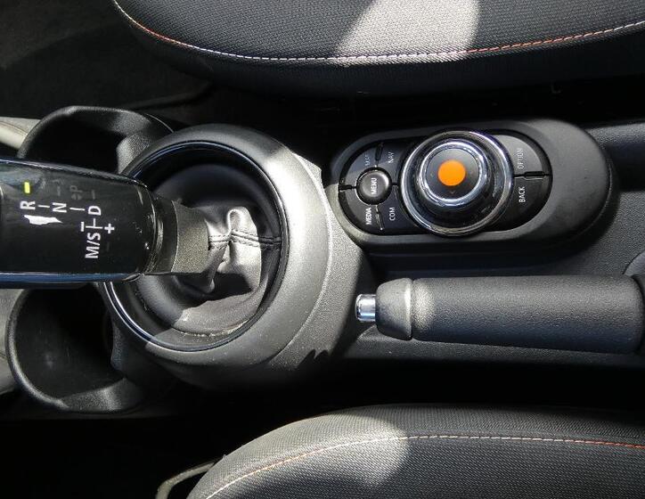 Mini Cooper 17