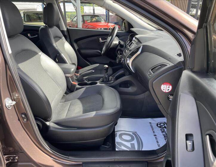 Hyundai ix35 17