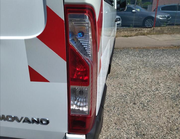 Opel Movano 10