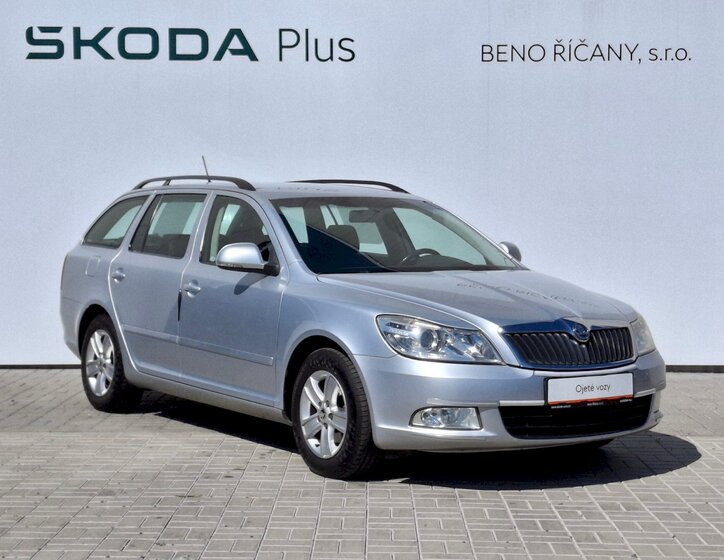 Škoda Octavia 9