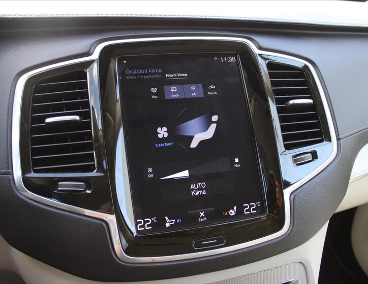 Volvo XC90 20