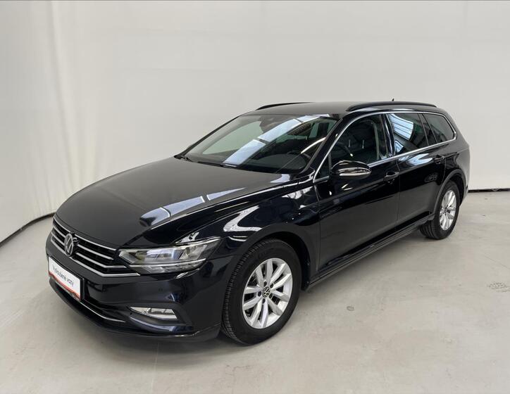Volkswagen Passat 1