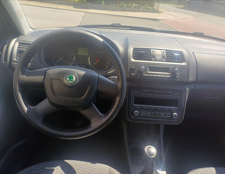 Škoda Fabia 16