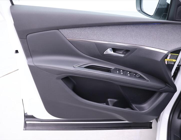 Peugeot 5008 11