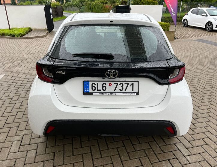 Toyota Yaris 28