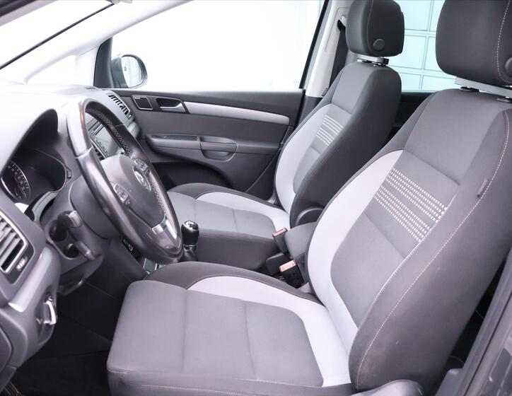 Volkswagen Sharan 12