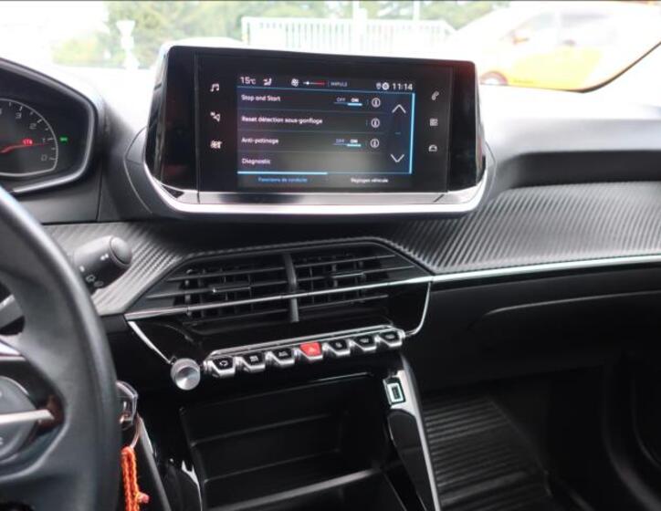 Peugeot 208 20