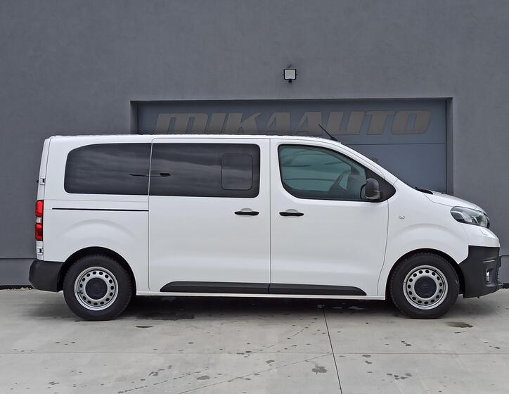 Toyota ProAce 4