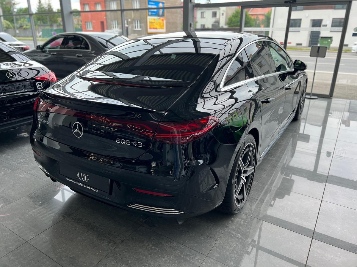 Mercedes-Benz EQE