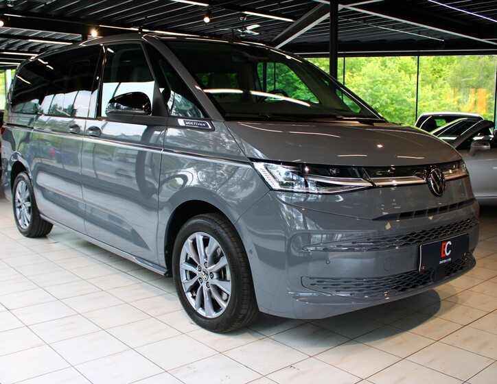 Volkswagen Multivan 1